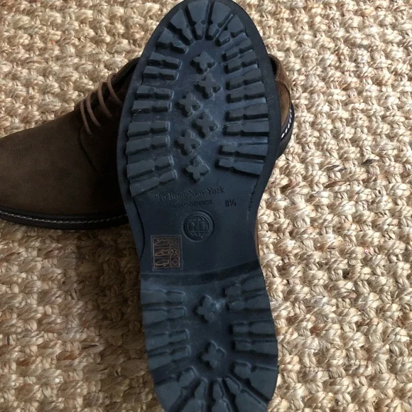New: To Boot New York Brookdale Mid Brown Suede Lug Sole Derby. Size 8.5